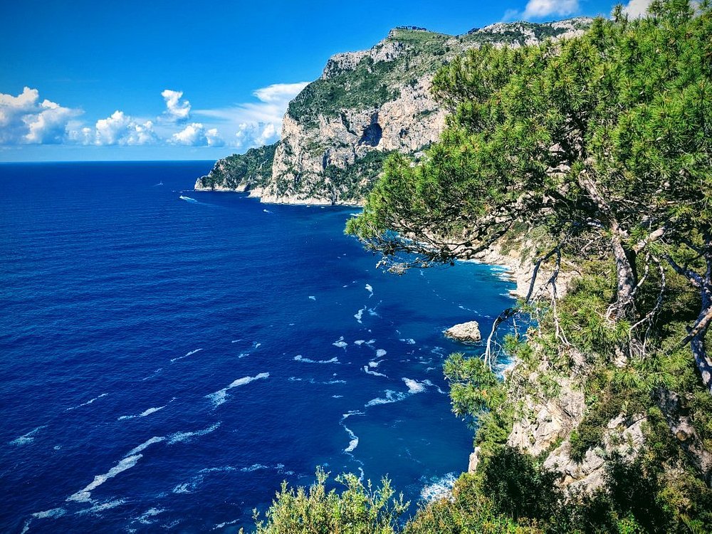 Descubra Capri: um paraíso náutico no sul da Itália